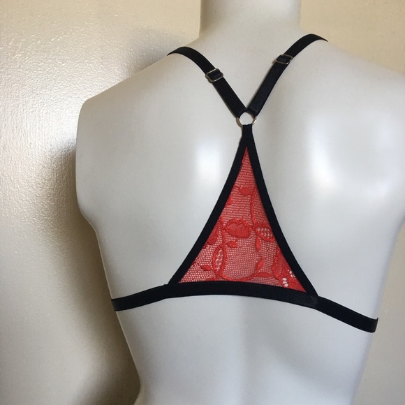 Red Strappy bralette lace front clasp handmade New - Picture 5 of 8